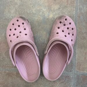 CROCS Light Pink Ventilated Clogs